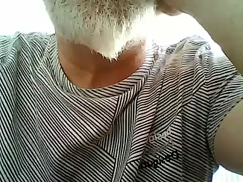 xcimeru online show from May 19, 2026, 1:40 pm