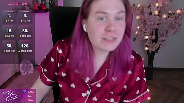 Snapshot of Nancy_Sun_ chatting on February 13, 2025, 3:45 pm Nancy Sun online show from February 13, 2025, 3:45 pm