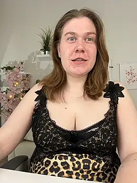 Snapshot of Nancy_Sun_ chatting on November 29, 2025, 11:32 am Nancy Sun online show from November 29, 2025, 11:32 am