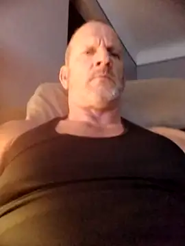 Snapshot of footfreek17 chatting on February 1, 2026, 2:10 am footfreek17 online show from February 1, 2026, 2:10 am