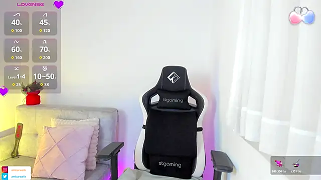 ambar-wells online show from November 28, 2025, 6:08 pm