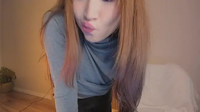 Snapshot of kawaii_mia chatting on April 6, 2026, 3:13 pm kawaii mia online show from April 6, 2026, 3:13 pm