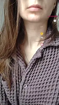 Hi cherry-333 online show from March 5, 2025, 8:43 am