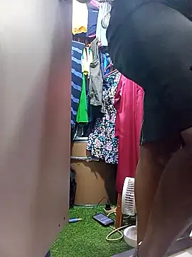 Snapshot of Hailey_BaileyXYZ chatting on April 13, 2026, 11:58 am Hailey BaileyXYZ online show from April 13, 2026, 11:58 am