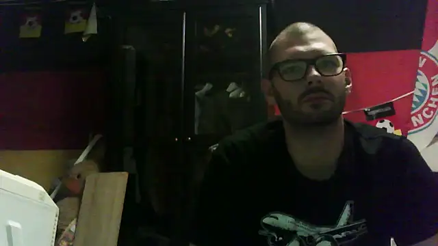 Snapshot of Die-geile-Sau chatting on October 28, 2025, 9:03 pm Die-geile-Sau online show from October 28, 2025, 9:03 pm