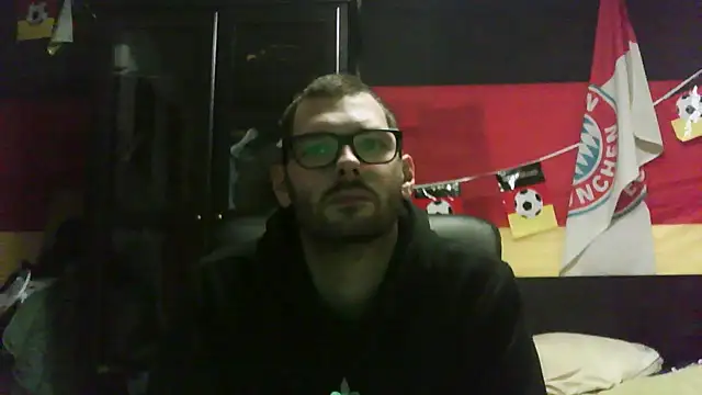 Snapshot of Die-geile-Sau chatting on November 23, 2025, 7:46 pm Die-geile-Sau online show from November 23, 2025, 7:46 pm