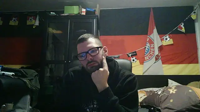 Snapshot of Die-geile-Sau chatting on February 5, 2026, 9:32 pm Die-geile-Sau online show from February 5, 2026, 9:32 pm