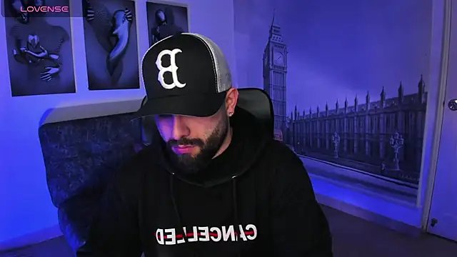 Snapshot of jhon_bear03 chatting on November 11, 2025, 11:05 am jhon bear03 online show from November 11, 2025, 11:05 am