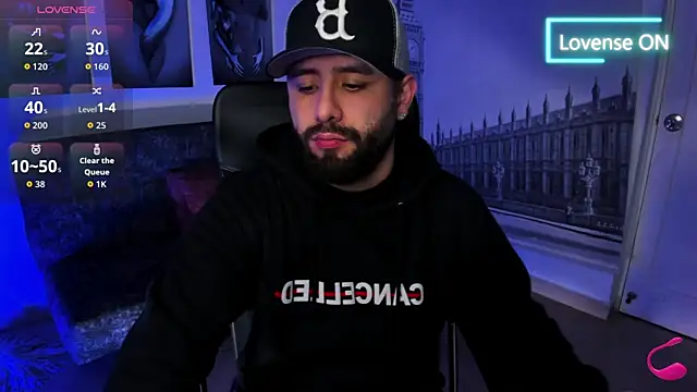 Snapshot of jhon_bear03 chatting on December 2, 2025, 11:23 am jhon bear03 online show from December 2, 2025, 11:23 am