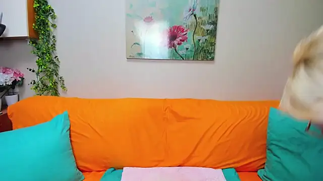 Snapshot of iamyourdream89 chatting on November 24, 2025, 4:40 pm iamyourdream89 online show from November 24, 2025, 4:40 pm