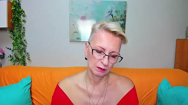 Snapshot of iamyourdream89 chatting on November 26, 2025, 10:59 am iamyourdream89 online show from November 26, 2025, 10:59 am