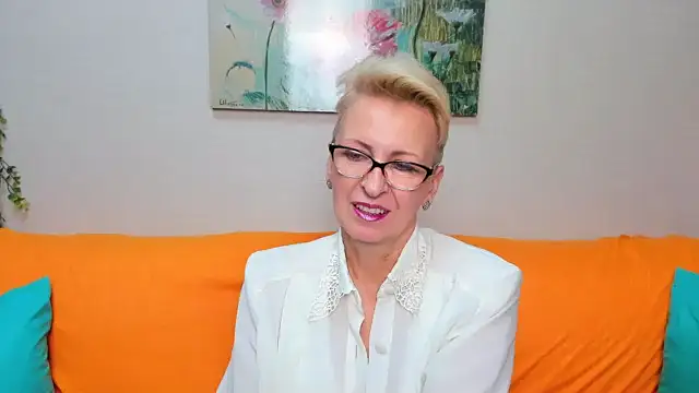 Snapshot of iamyourdream89 chatting on December 3, 2025, 9:09 am iamyourdream89 online show from December 3, 2025, 9:09 am