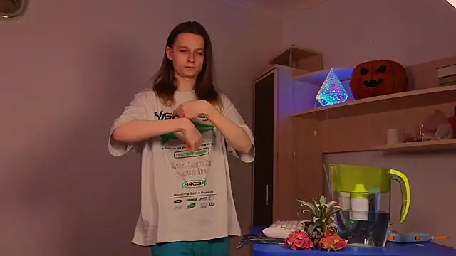 Frank Fraer online show from April 5, 2026, 11:06 am