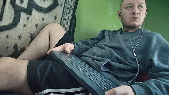 sweet cock28 online show from November 29, 2025, 3:34 pm