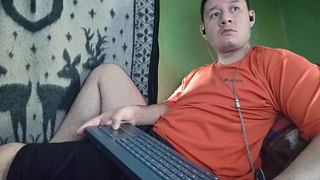 sweet cock28 online show from May 26, 2026, 3:10 pm
