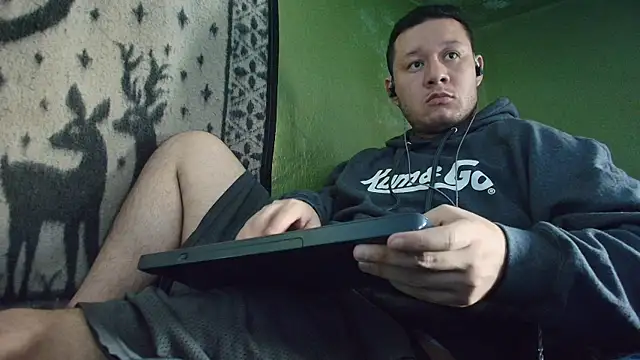 sweet cock28 online show from March 27, 2026, 3:13 pm