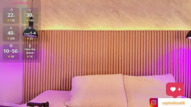 big tits in your face online show from December 14, 2025, 8:14 pm