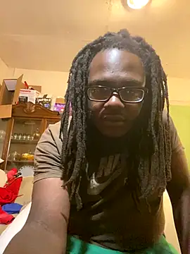 Snapshot of 4SideJoe chatting on November 10, 2025, 2:05 am 4SideJoe online show from November 10, 2025, 2:05 am