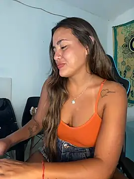 Snapshot of fenixgre chatting on November 22, 2025, 7:13 pm fenixgre online show from November 22, 2025, 7:13 pm