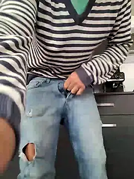 Snapshot of patriciajoy20 chatting on October 12, 2025, 8:37 am patriciajoy20 online show from October 12, 2025, 8:37 am