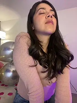 Snapshot of saori_10 chatting on November 30, 2025, 4:13 am saori 10 online show from November 30, 2025, 4:13 am