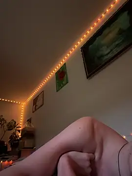 Toyjungee online show from February 9, 2026, 5:22 pm