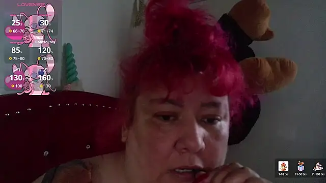 Snapshot of Nastymomslave chatting on June 11, 2026, 10:40 pm Nastymomslave online show from June 11, 2026, 10:40 pm