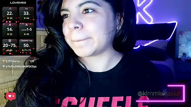 kimmiakiss22 online show from February 21, 2026, 1:40 am