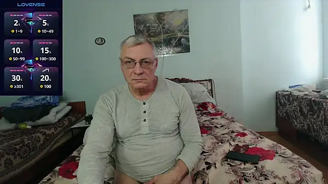 Snapshot of sexman181166 chatting on February 14, 2025, 12:36 pm sexman181166 online show from February 14, 2025, 12:36 pm