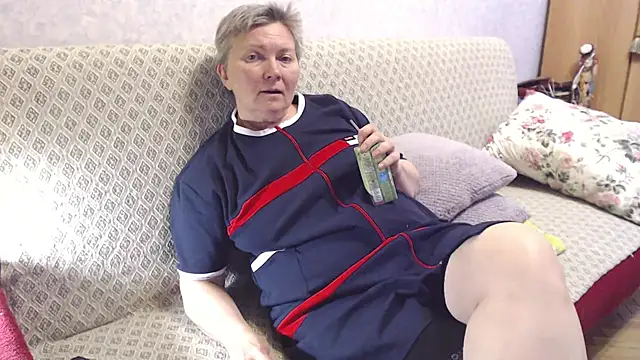 Snapshot of zarinafonliberman chatting on November 1, 2025, 11:04 am zarinafonliberman online show from November 1, 2025, 11:04 am