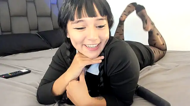 Snapshot of samantha_cherry chatting on October 30, 2025, 3:31 pm samantha cherry online show from October 30, 2025, 3:31 pm