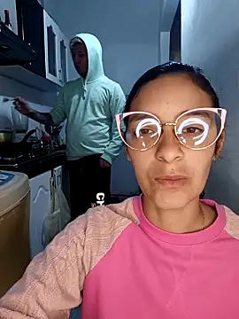 catire2323 online show from October 23, 2025, 2:05 pm