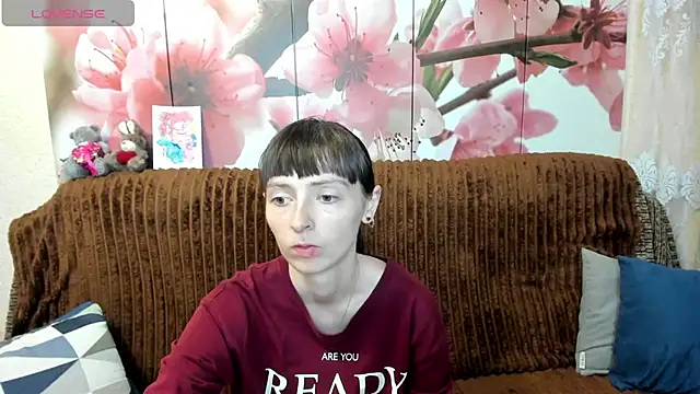 TayanaJons online show from June 17, 2026, 7:08 am
