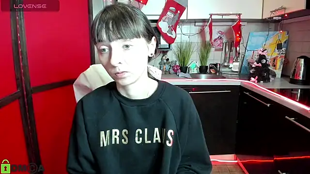 Snapshot of TayanaJons chatting on December 14, 2025, 7:58 am TayanaJons online show from December 14, 2025, 7:58 am