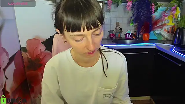 TayanaJons online show from April 17, 2026, 7:22 am