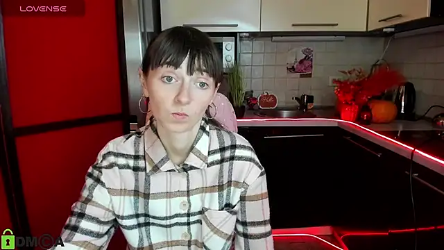 Snapshot of TayanaJons chatting on November 25, 2025, 8:03 am TayanaJons online show from November 25, 2025, 8:03 am