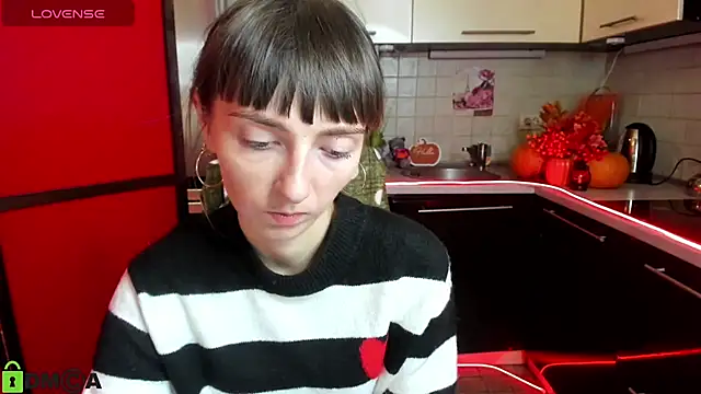 Snapshot of TayanaJons chatting on November 15, 2025, 7:56 am TayanaJons online show from November 15, 2025, 7:56 am