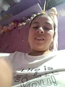 selena gomez2 online show from November 6, 2025, 2:04 am