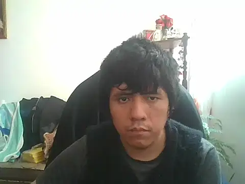 Snapshot of gianfranco1230 chatting on October 4, 2025, 7:15 pm gianfranco1230 online show from October 4, 2025, 7:15 pm