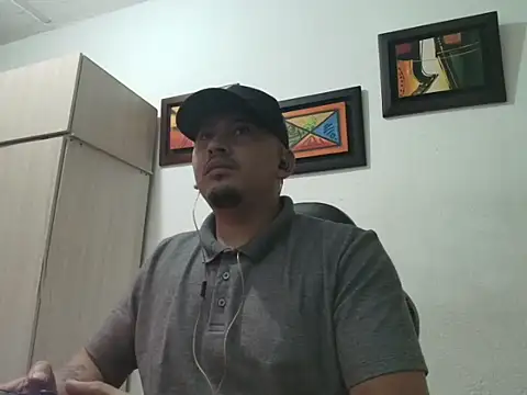 myke andrade online show from November 7, 2025, 12:48 am