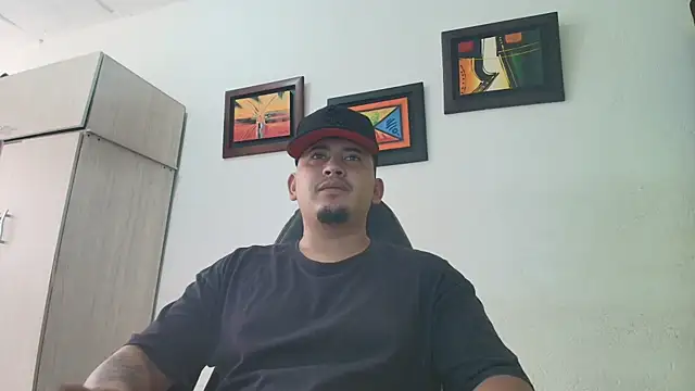 myke andrade online show from November 18, 2025, 6:33 pm