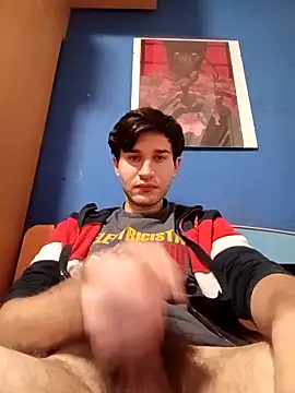 Esti02 online show from February 11, 2026, 11:15 pm