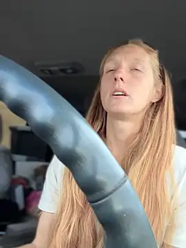 GoldenFlameGoddess online show from October 25, 2025, 7:14 pm