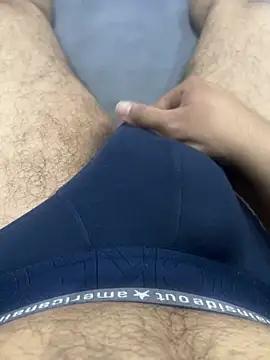 rajtheman2 online show from February 3, 2026, 2:10 am