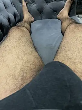 rajtheman2 online show from April 8, 2026, 6:42 pm