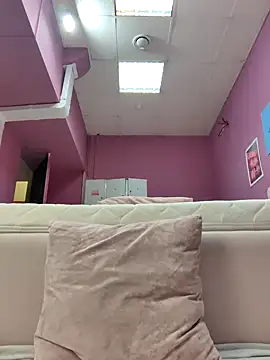 Snapshot of Love_Lysa_ chatting on January 15, 2025, 7:59 am Love Lysa online show from January 15, 2025, 7:59 am