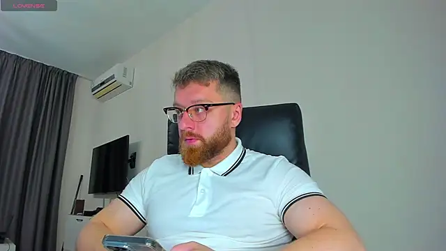 Findom guy online show from March 22, 2026, 12:07 pm