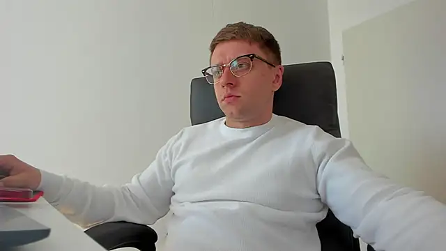 Snapshot of Findom_guy chatting on March 22, 2025, 11:53 am Findom guy online show from March 22, 2025, 11:53 am