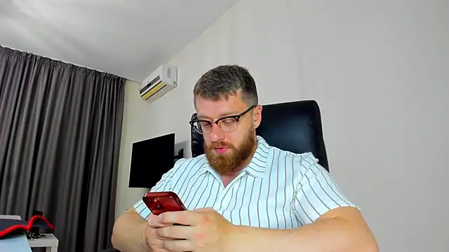 Findom guy online show from April 8, 2026, 3:24 pm