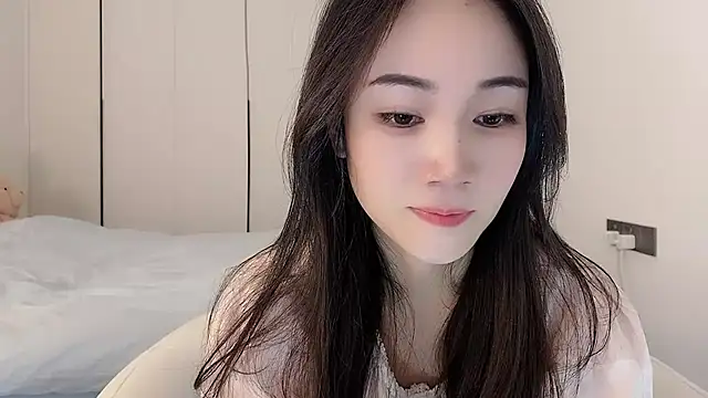 MIa59 online show from December 4, 2025, 2:43 am